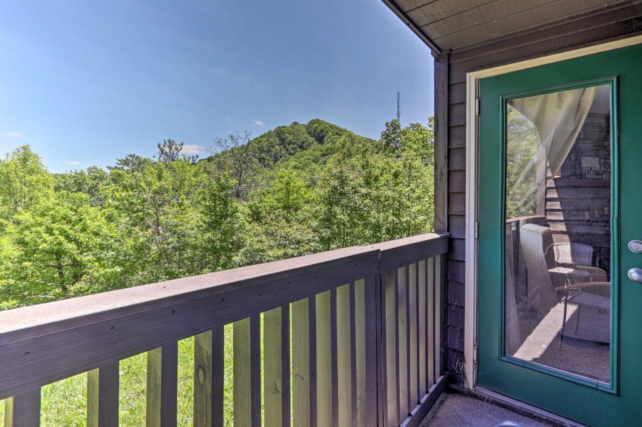 Condo With Pool And Grill Access About 4 Mi To Gatlinburg! Exterior photo